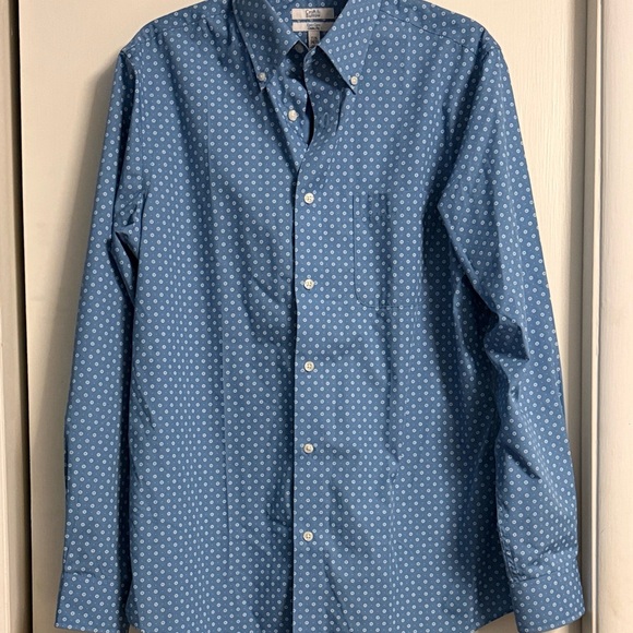 Men's Croft & Barrow Blue floral pattern button down Shirt - Picture 1 of 6